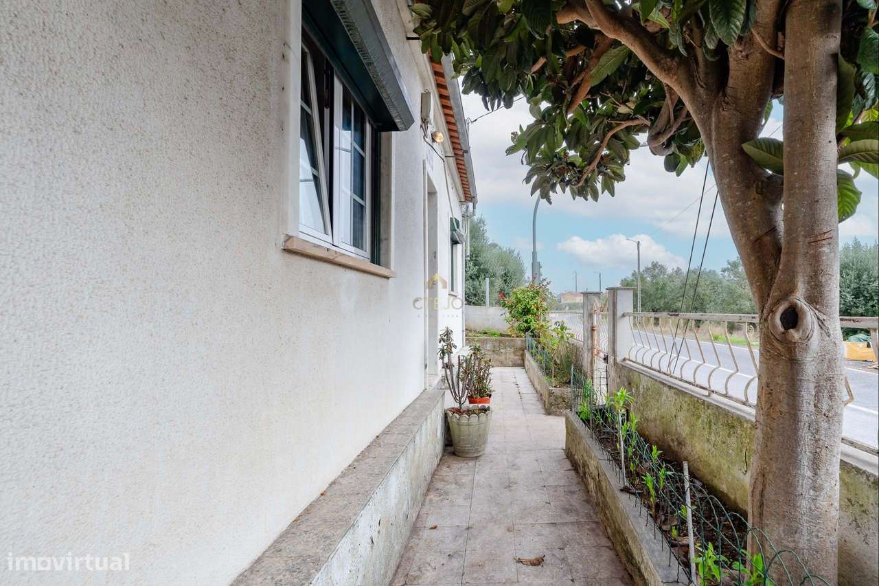 Moradia em Via Rara-19