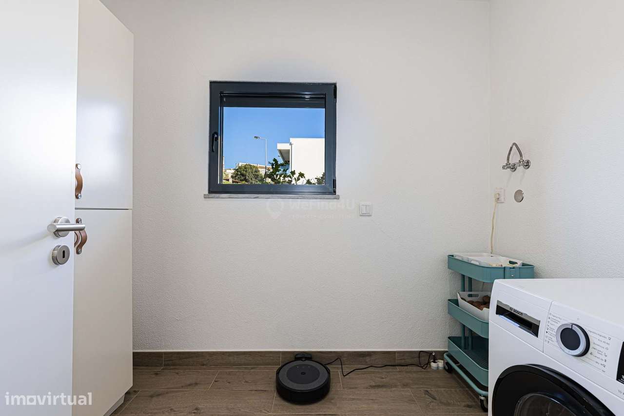 Moradia Térrea T3 c/piscina, lote de 474m² - Única na Caparica-13