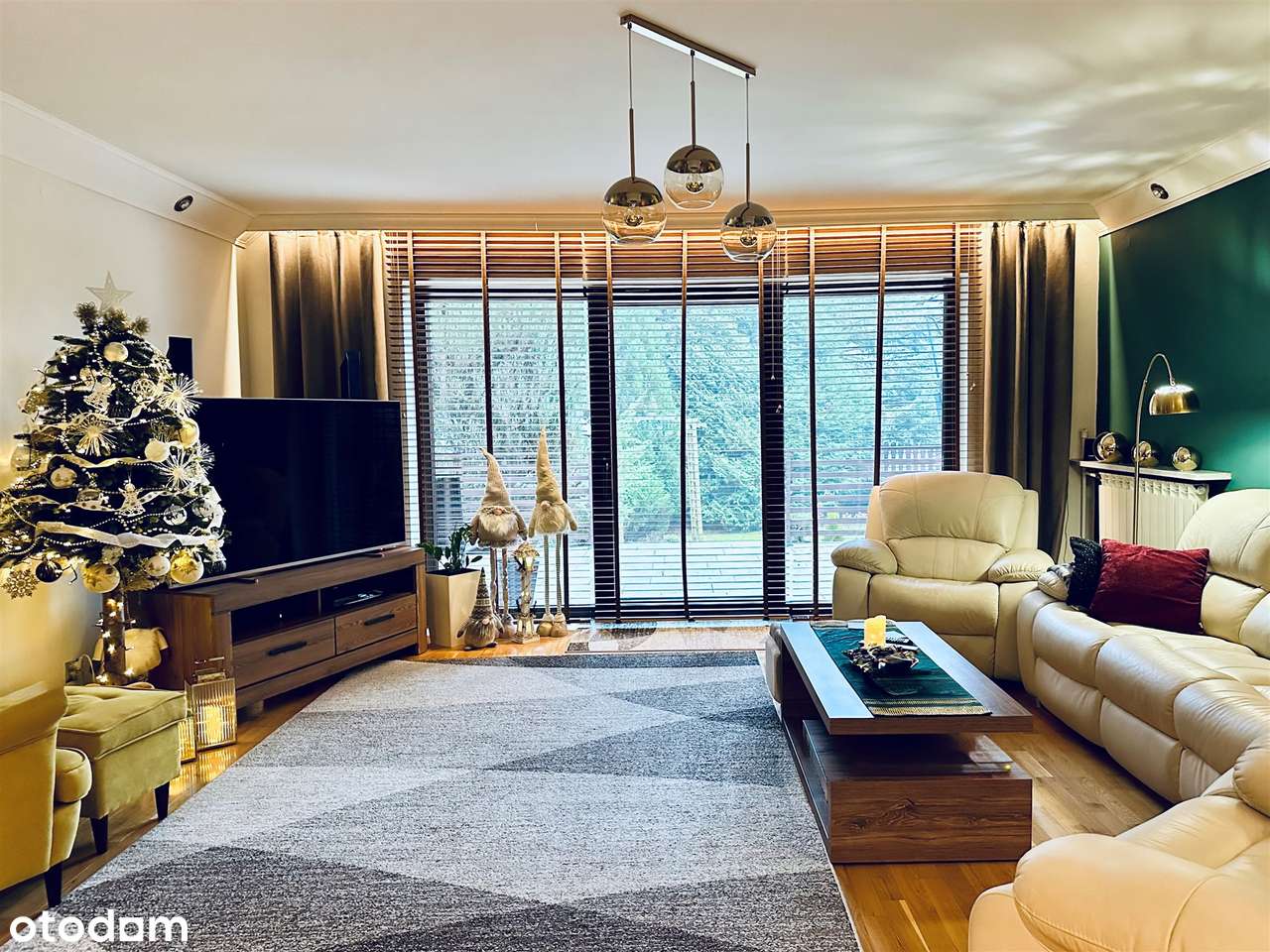 Przestronny, solidny dom po remoncie z ogrodem.-13