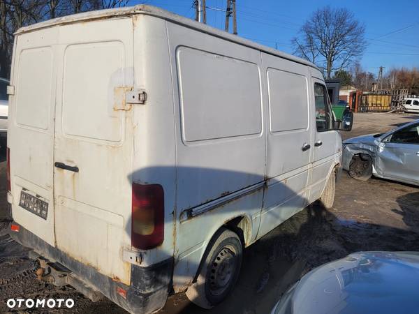 vw LT II fotel kanapa deska kokpit podsufitka boczek podłokietnik licznik panel szyb stacyjka zestaw - 3