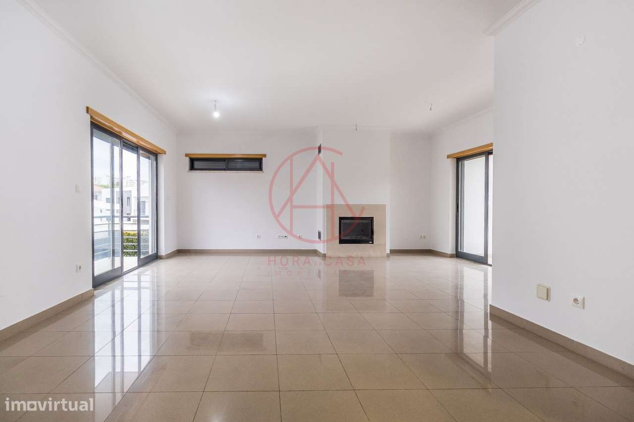 Moradia T5 Feijó-14