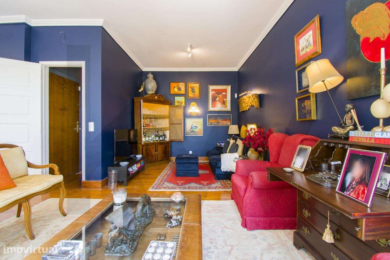 Exclusividade e Charme: T3 Duplex no Coração da Estrela - Grande imagem: 3/53