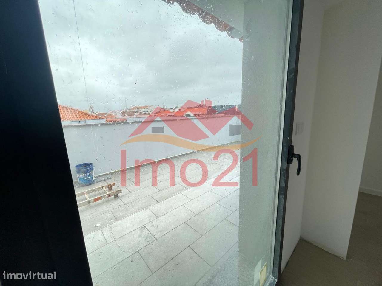 T2 Duplex com Terraço novo em Esgueira-18