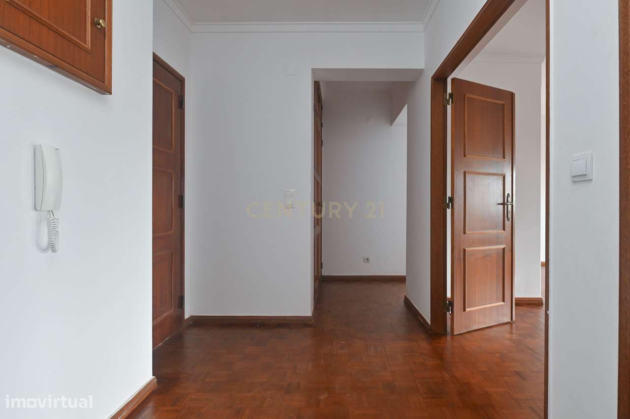 Apartamento T2 para venda com vista para o Rio em Oeiras-9