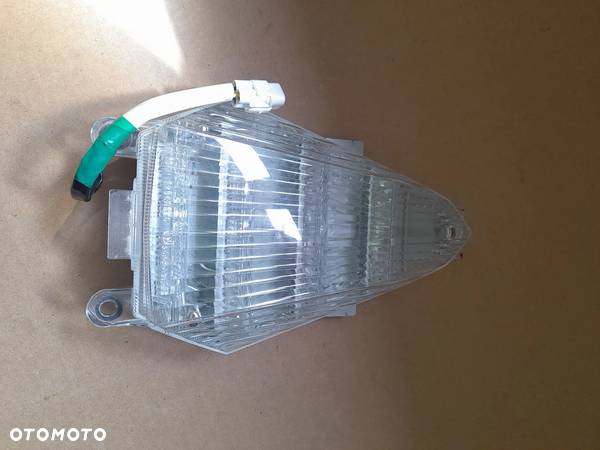 Yamaha r6 2006-2011 lampa tył - 2