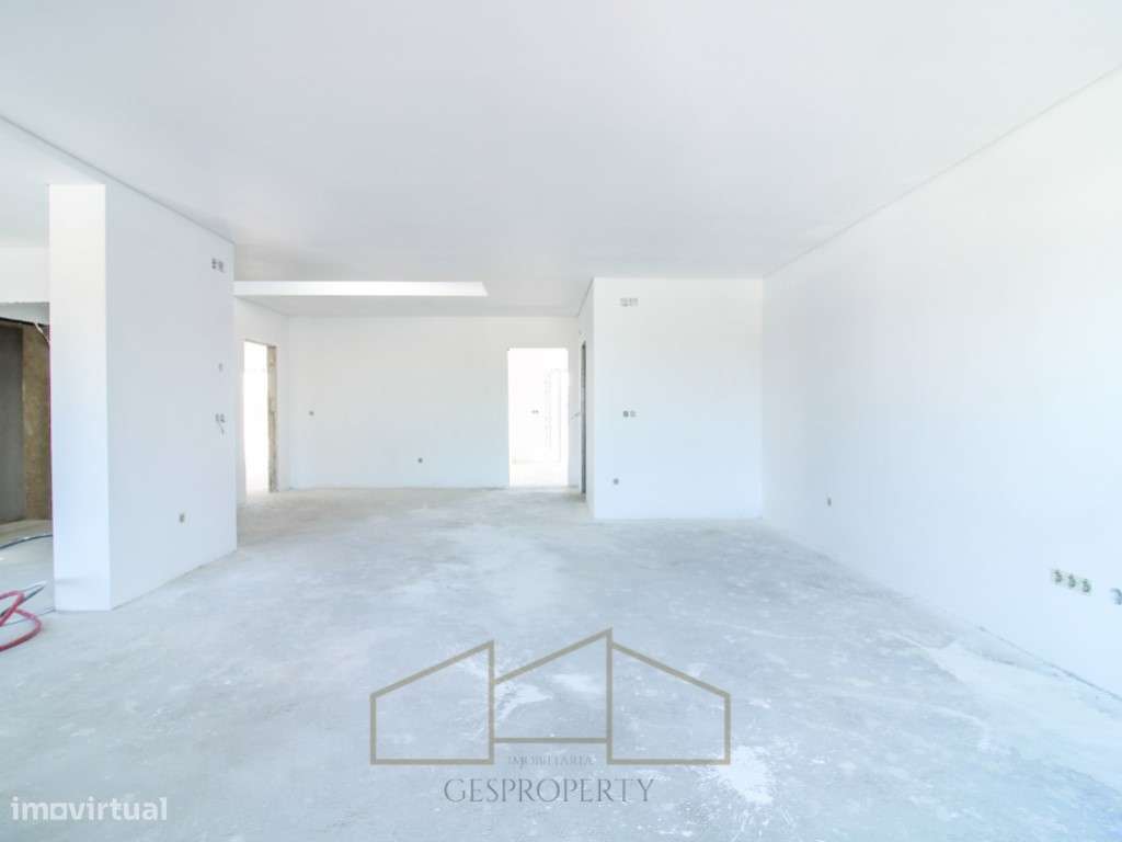 Apartamento T3 Duplex em Pinhal Novo-7