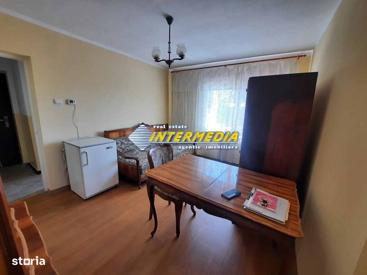 Apartament 2 camere de vanzare in Alba Iulia zona Cetate