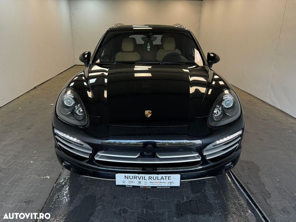 Second hand Porsche Cayenne 23 900 EUR, 260 000 km Autovit
