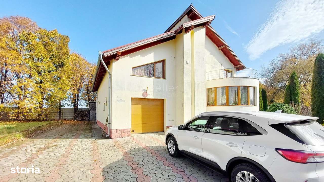 Suprafata Generoasa de teren - Imagine principală: 2/20