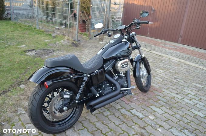 Harley-Davidson Dyna Street Bob - 2