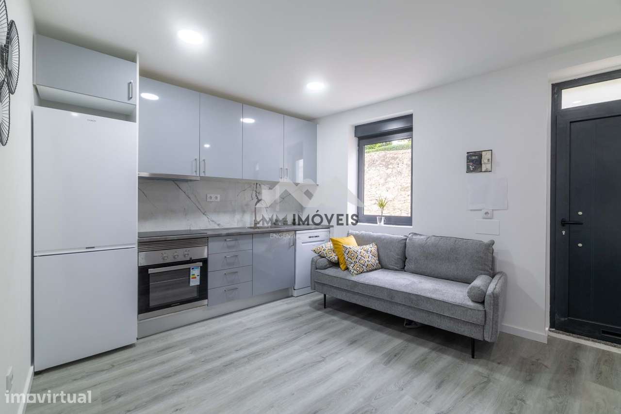 Moradia T1 | Porto | Renovada | Metro | Investimento - Grande imagem: 5/31