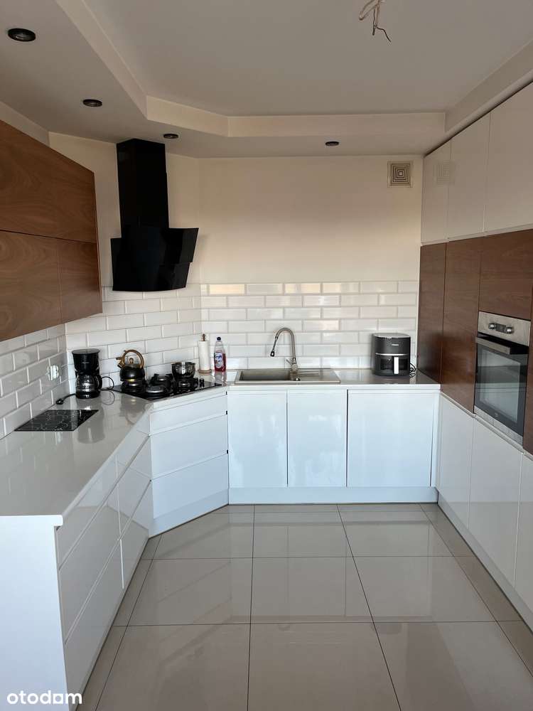 Nowoczesny dom z dużym ogrodem i tarasem – gotowy do wprowadzenia! - Pełny obrazek: 5/13