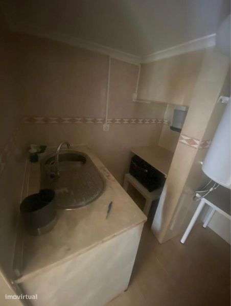 T0 + 1 Travessa Brunos - Grande imagem: 5/7