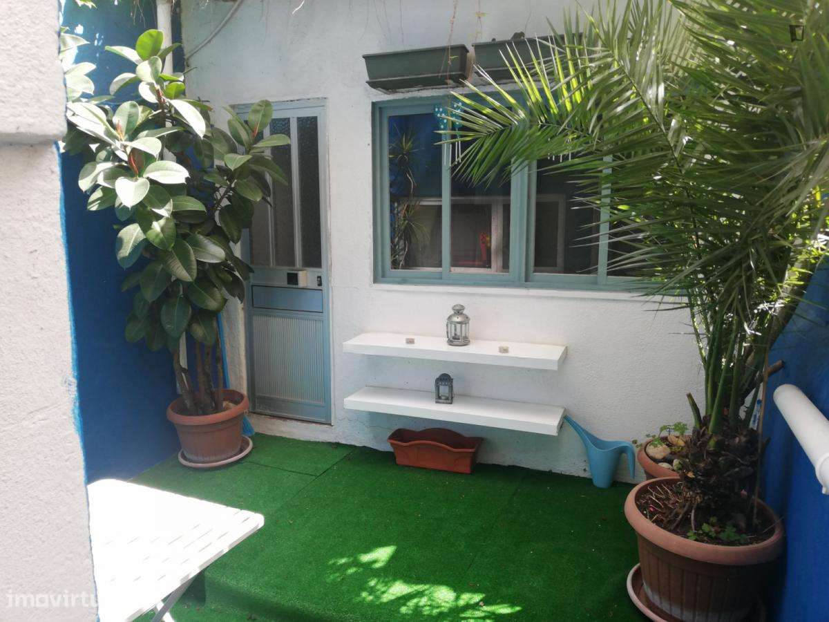 Apartamento com 1 quartos - localizado em Rato Lisbon - Grande imagem: 1/8