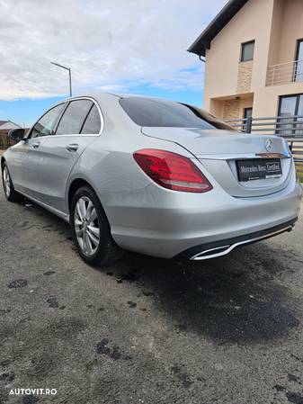 Mercedes-Benz C 220 (BlueTEC) d 7G-TRONIC Avantgarde - 3