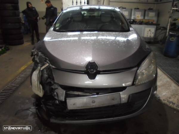 Carro MOT: K9K 832 RENAULT MEGANE 3 2014 1.5DCI 105CV 5P CINZA DIESEL - 1