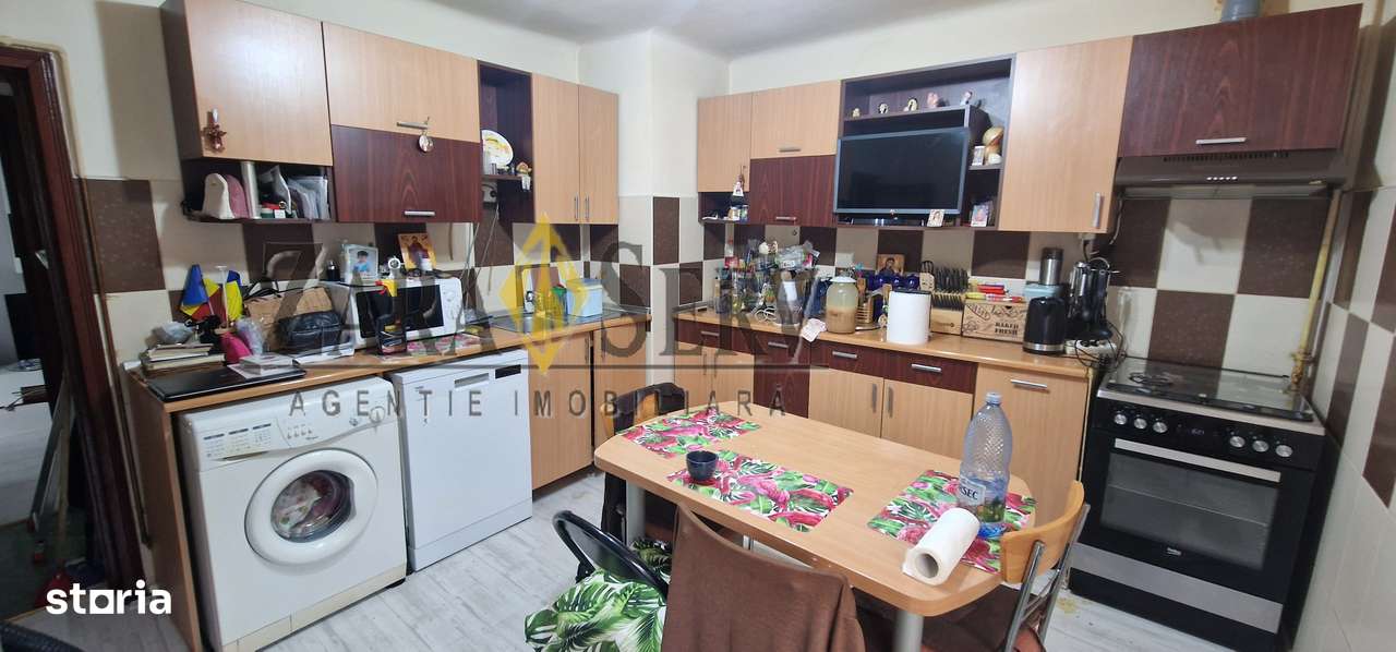 Casă cochetă de vânzare-6