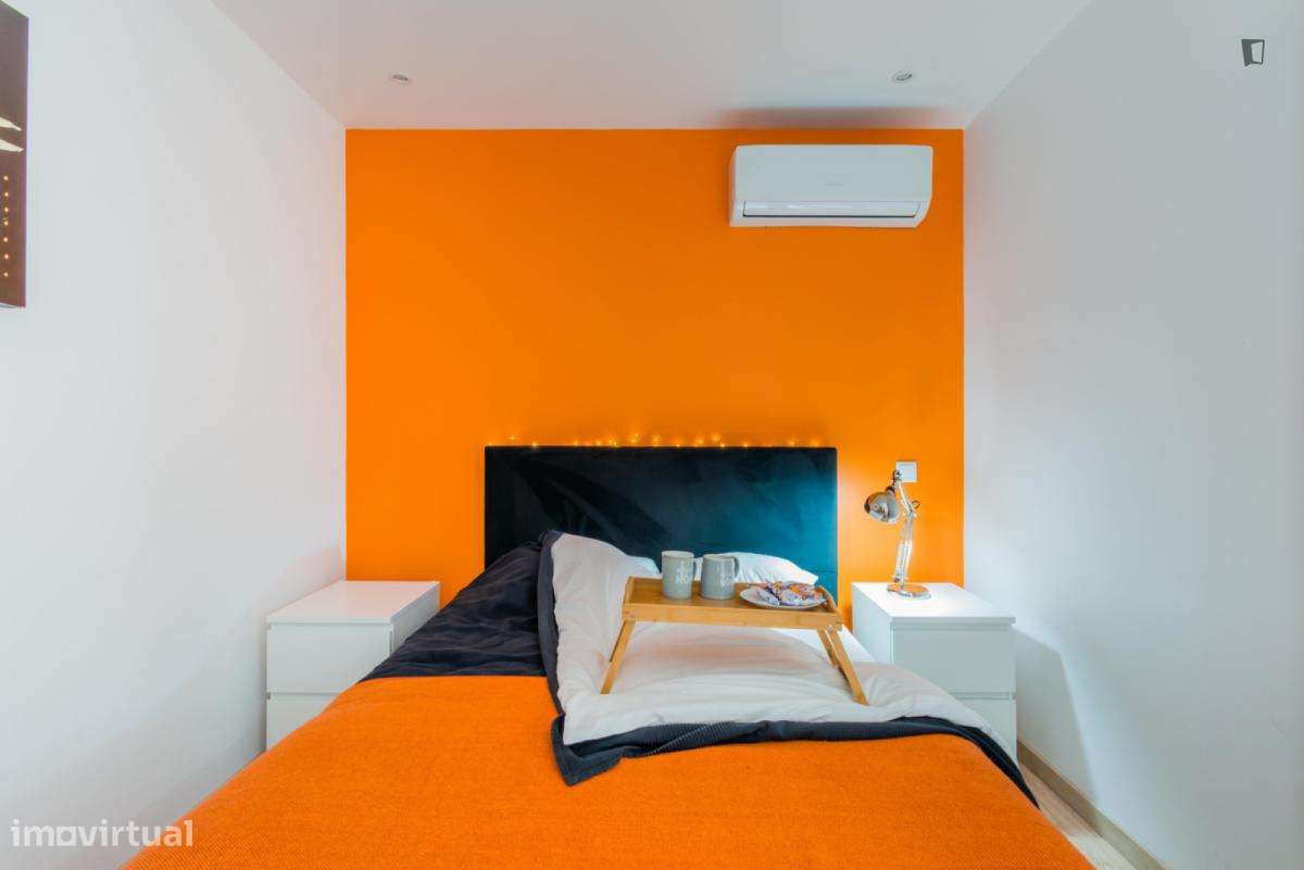 Apartamento com 1 quartos - localizado em  Coimbra - Grande imagem: 2/10