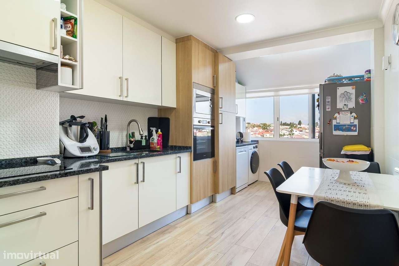 Refúgio acolhedor em São Domingos de Rana – T2+1 cheio de luz-20