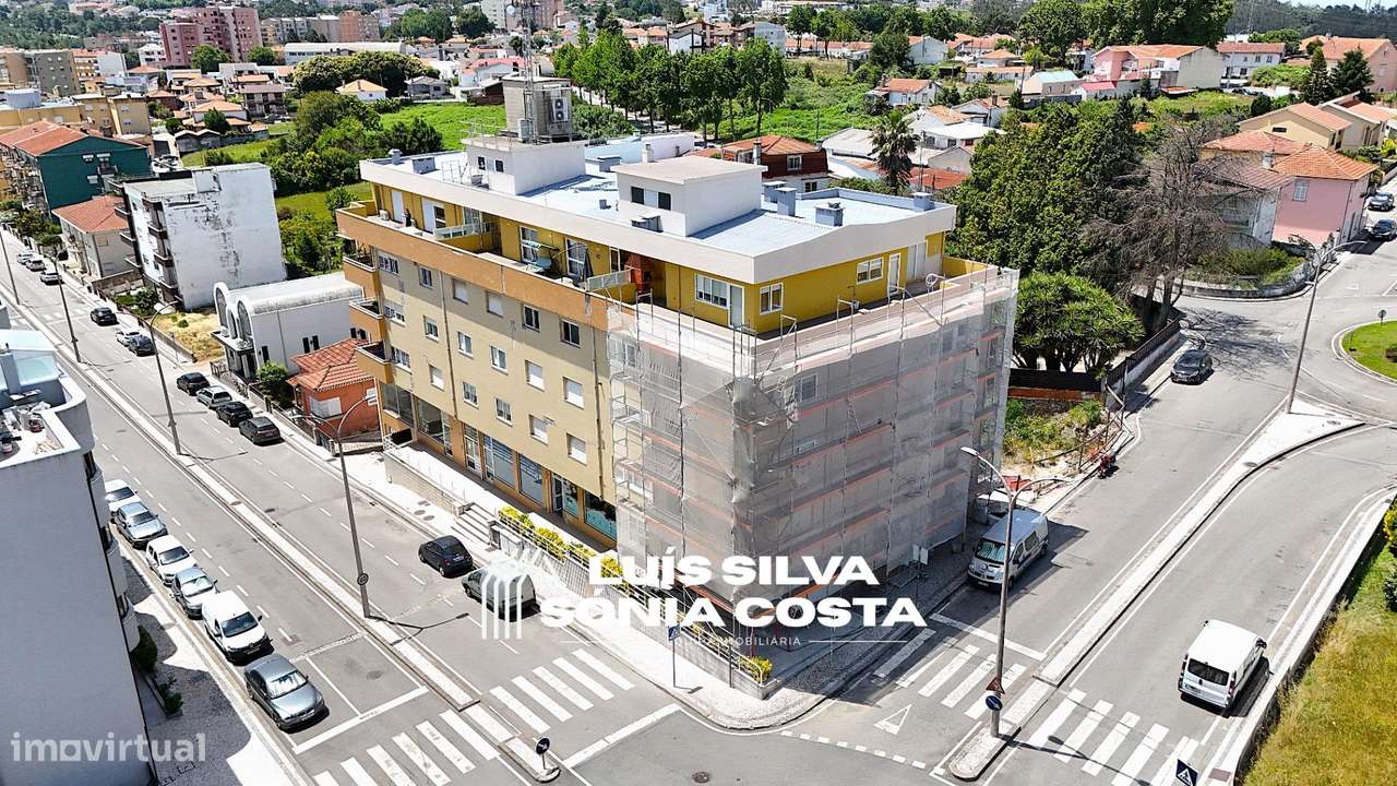 Apartamento T2 com Elevador, Garagem, Parcialmente Remodelado –...-14