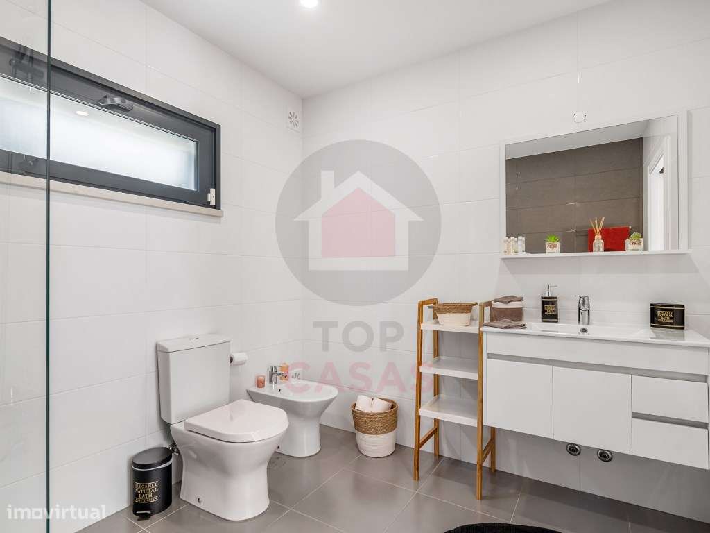 Moradia Contemporânea no Nadadouro com Piscina Aquecida, Bungalow I...-17