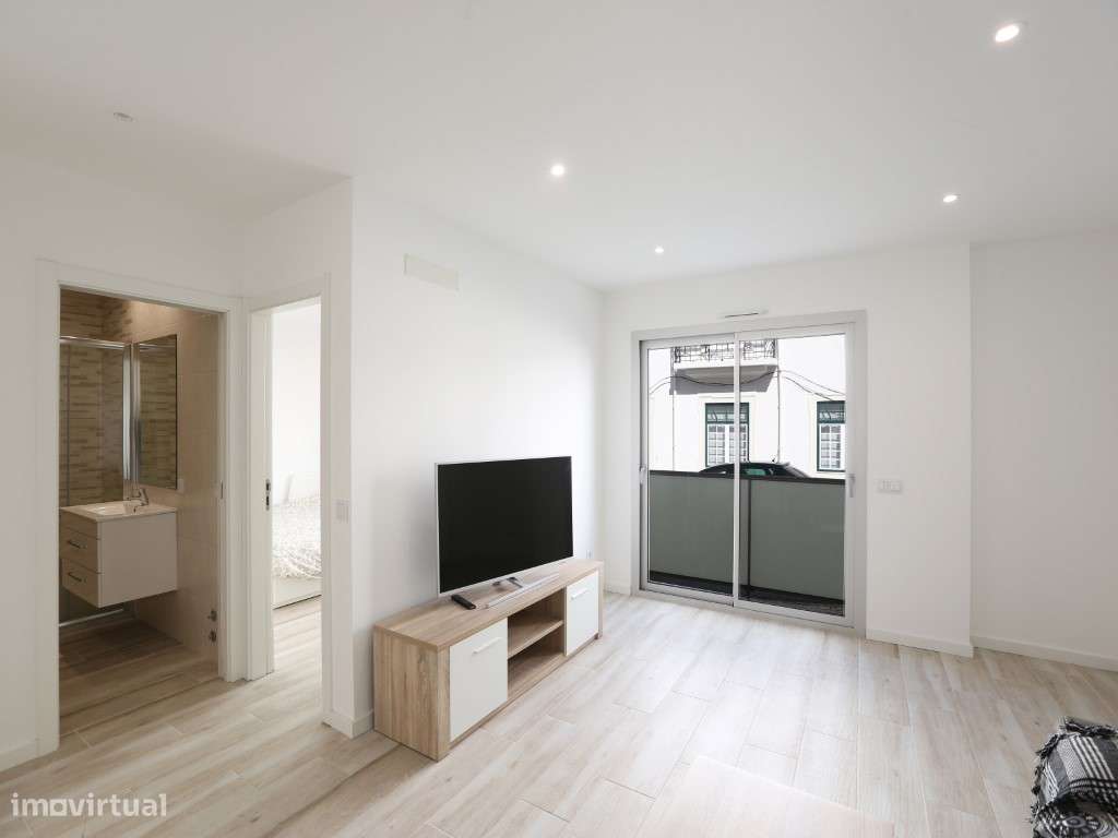 Apartamento T2 situado na zona histórica da Nazaré a 2 passos da praia - Grande imagem: 5/14