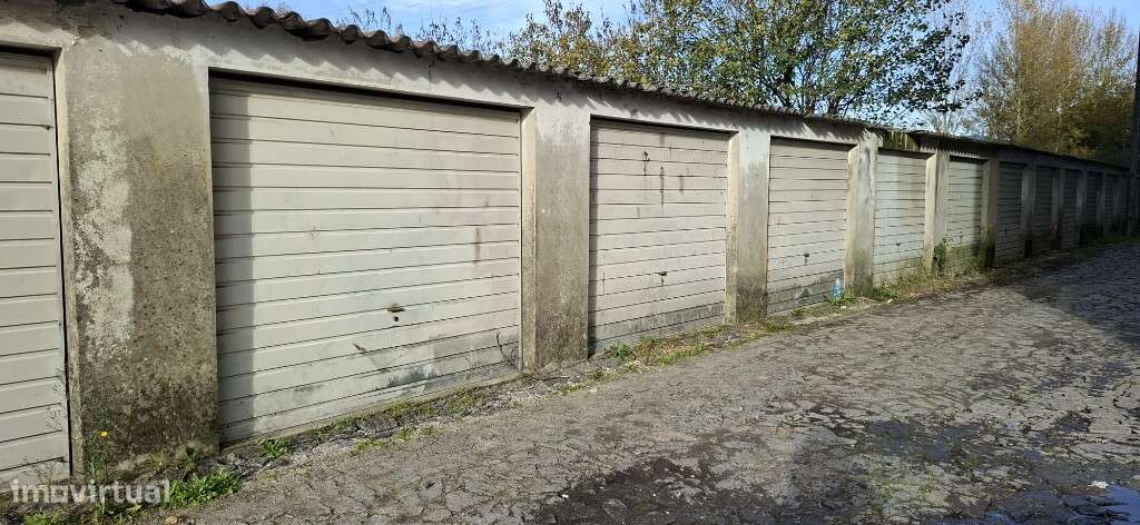 Garagem - Lago Amares - Grande imagem: 3/3