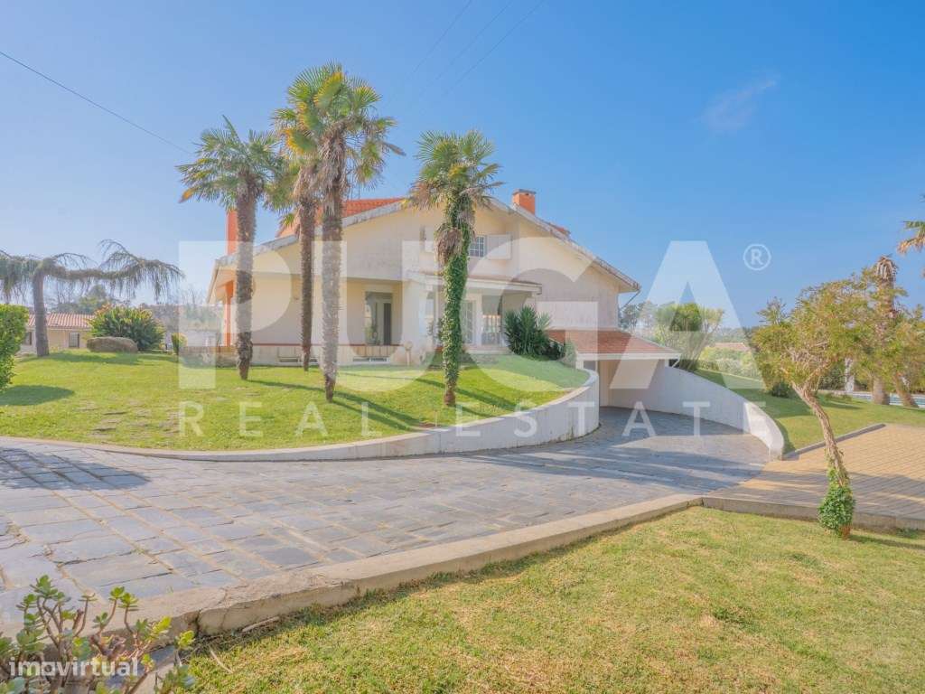 Moradia T5 em Miramar | Propriedade com 4.900 m², piscina coberta e...-19