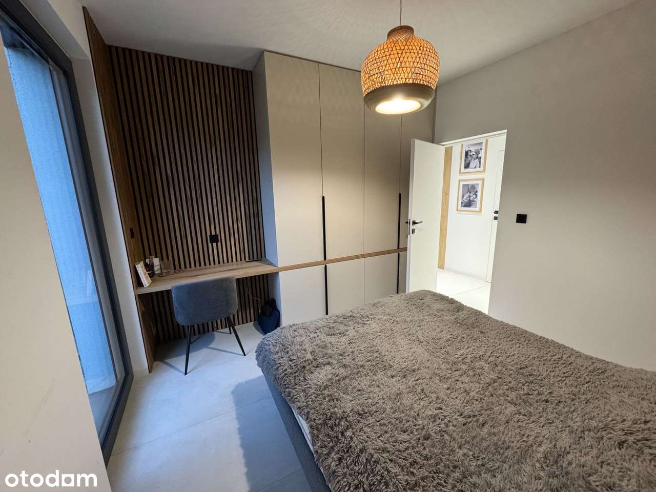 Wyjątkowy i nowoczesny dom samowytarczalny z antresolą, Lusówko-9