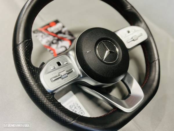 Volante Mercedes-Benz CLA/A com patilhas - 2