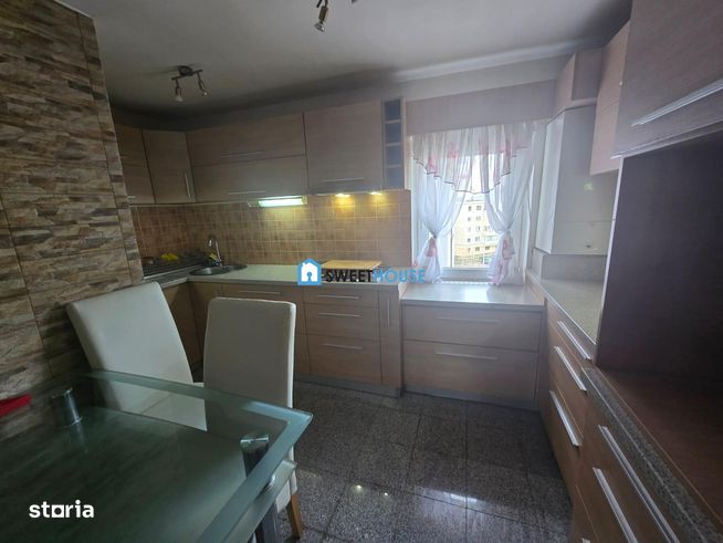 Apartament cu trei camere zona centrala Fagaras-7