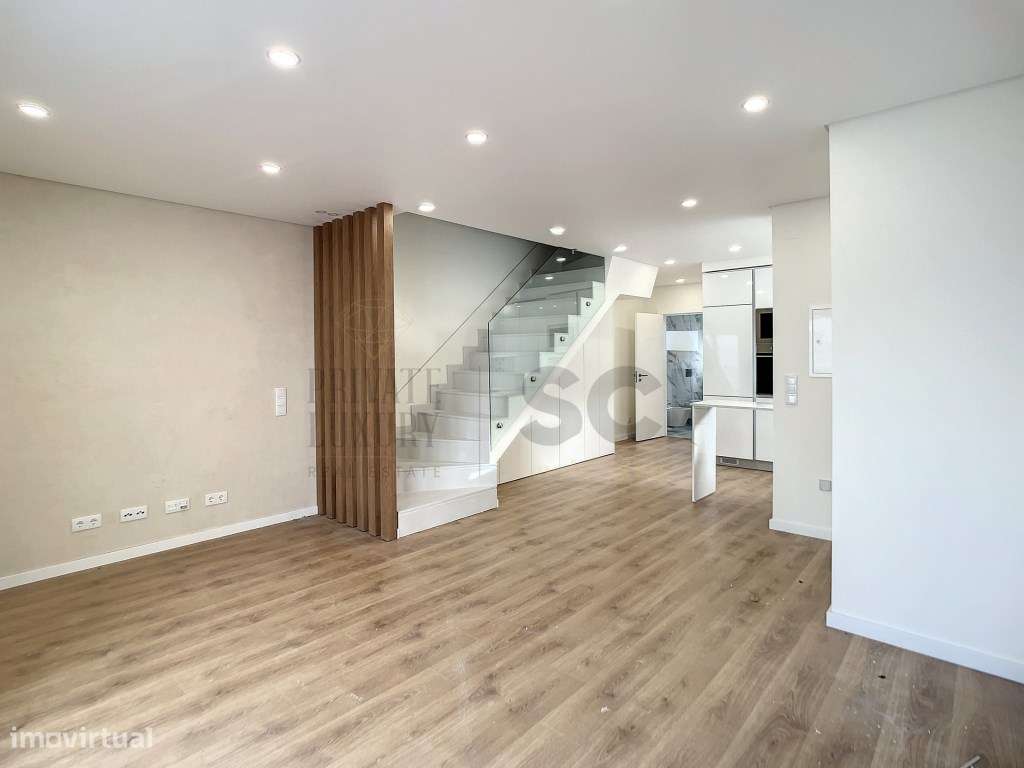 Moradia T3 em Fernão Ferro com Pérgula e Logradouro-6