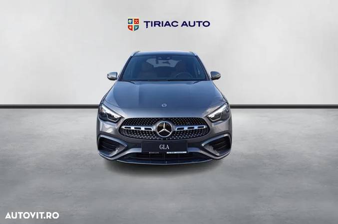 Mercedes-Benz GLA 220 d 4Matic 8G-DCT AMG Line - 2