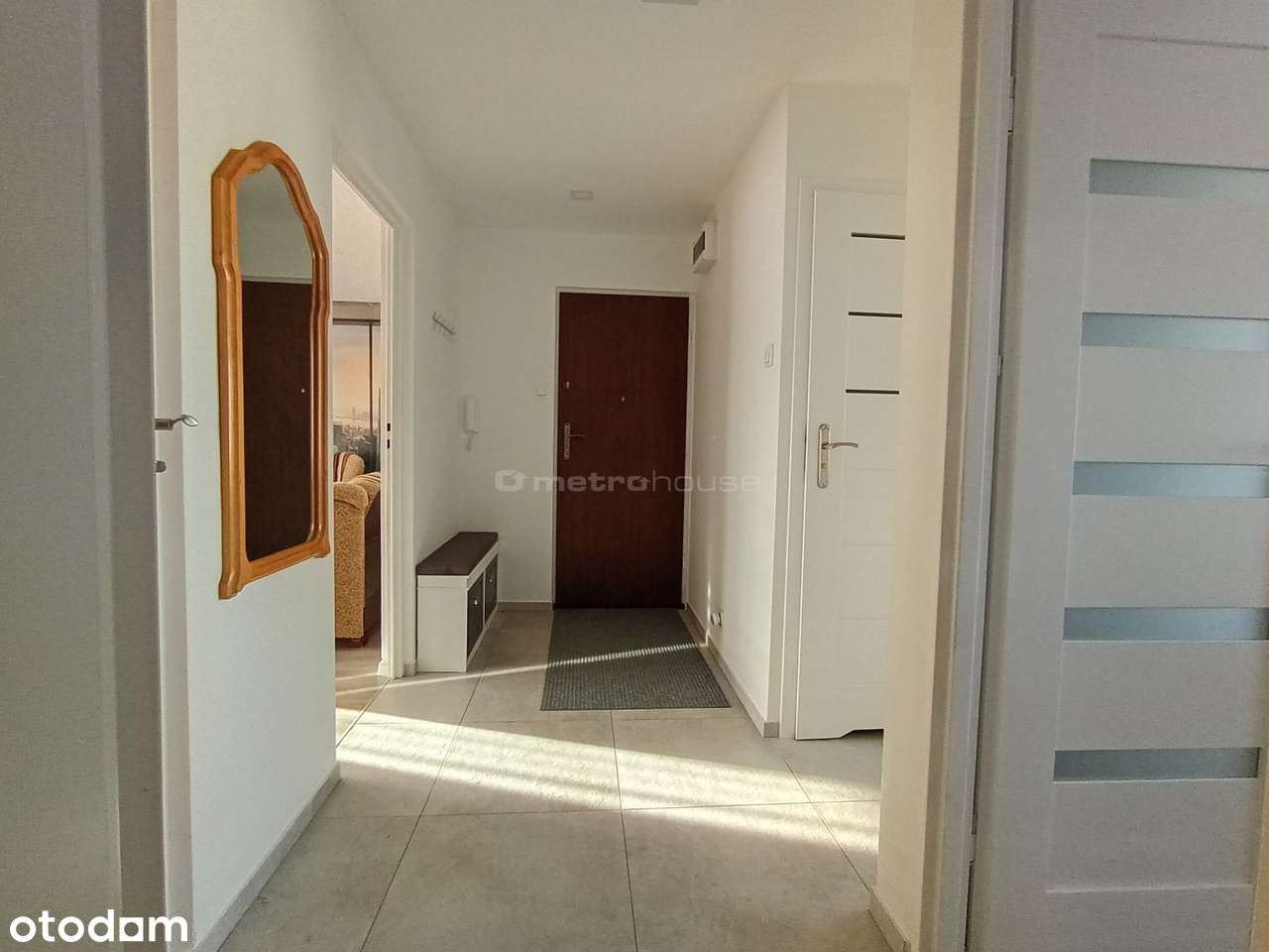 3-pokojowe mieszkanie z widokiem na jezioro-10