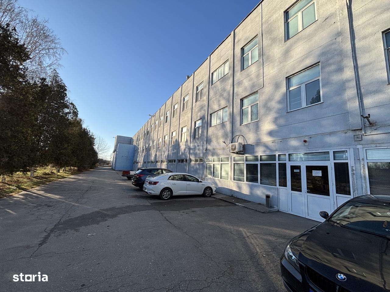 Complex industrial 30130  mp construit - Teren 42558 mp-0