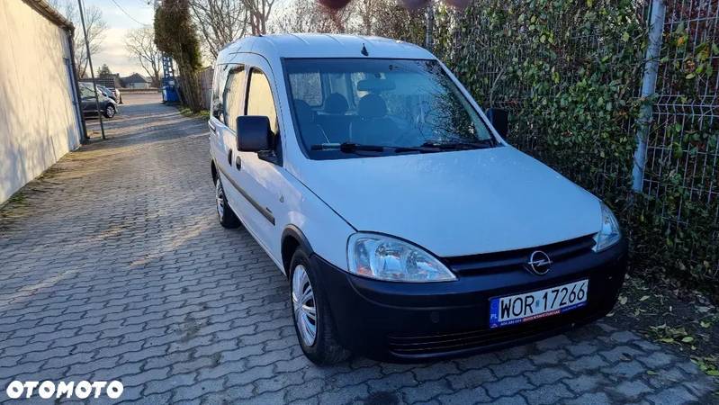 Opel Combo - 11