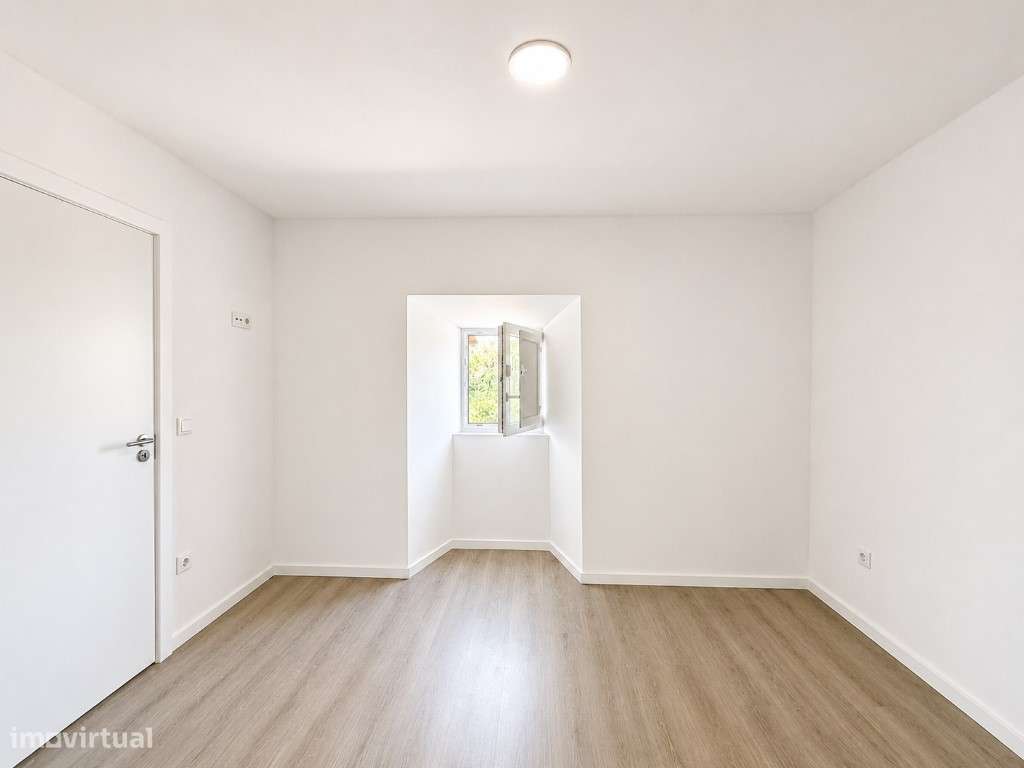 Refúgio D'Olival | Moradia T2+1 Totalmente Remodelada-21