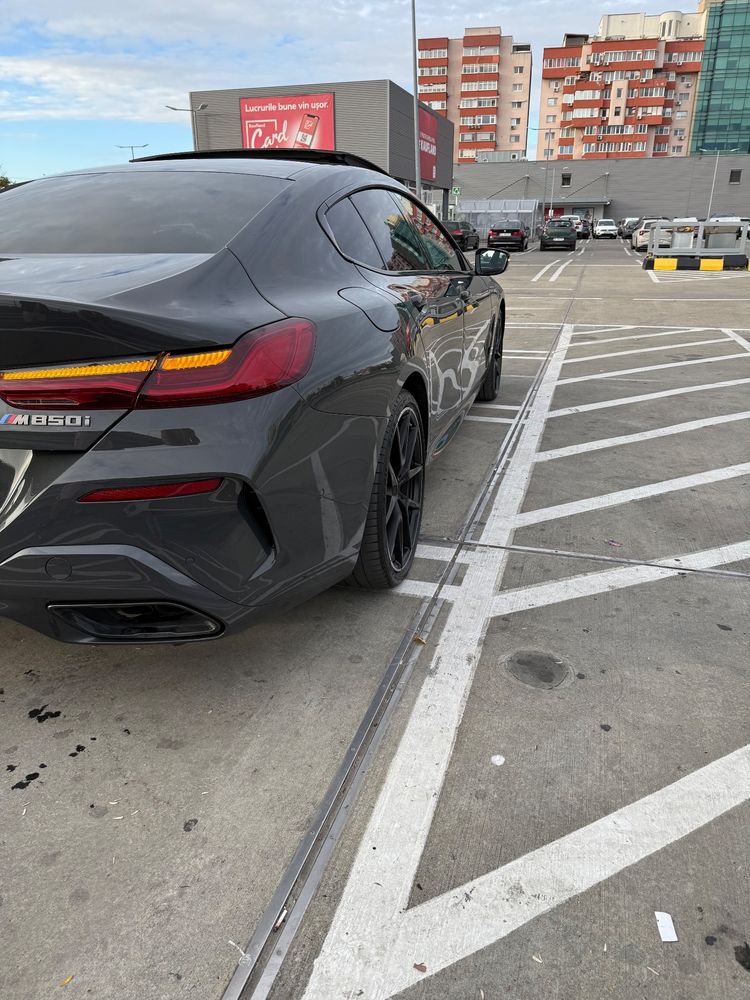 BMW M8 M850i xDrive AT 2020