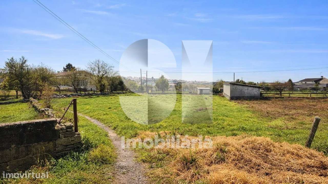 Terreno para construção - Grande imagem: 2/16