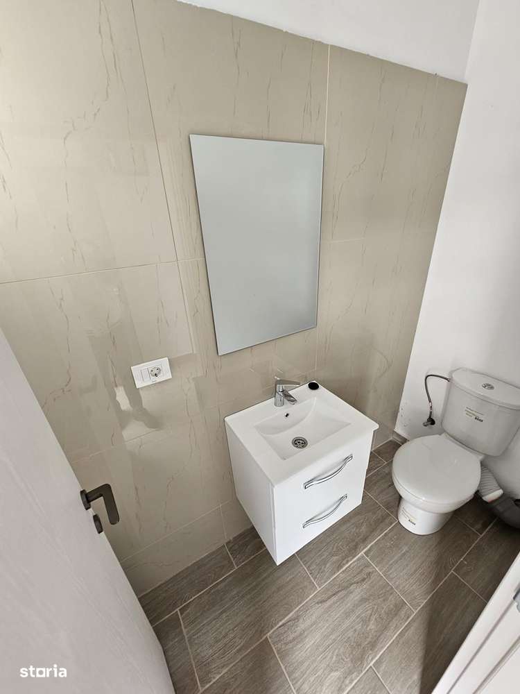 Vanzare Apartament 3 Camere Predare Rapida - Imagine principală: 4/5