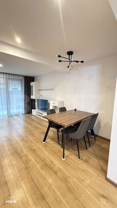 Apartament tip vila  cu 5 camere si curte in zona Tractorul - Imagine principală: 2/16
