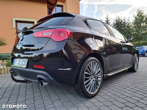 Alfa Romeo Giulietta 2.0 JTDM 16V Veloce - 4