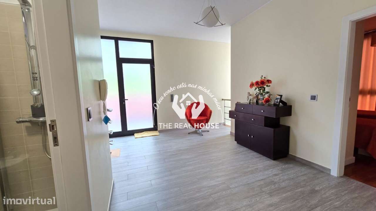 Moradia v3+1 funchal vista baia-45