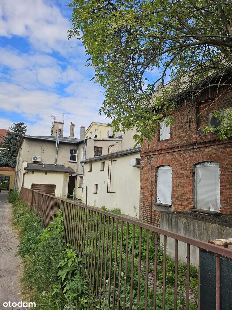 Kamienica w centrum Swarzędza -RYNEK, Klinika- Restauracja -Mieszkania-5