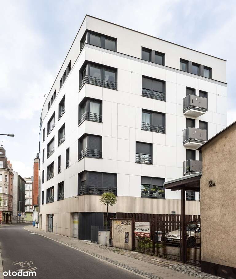 Wyjątkowe wnętrze przy ul. Rybaki 1 z balkonem-19