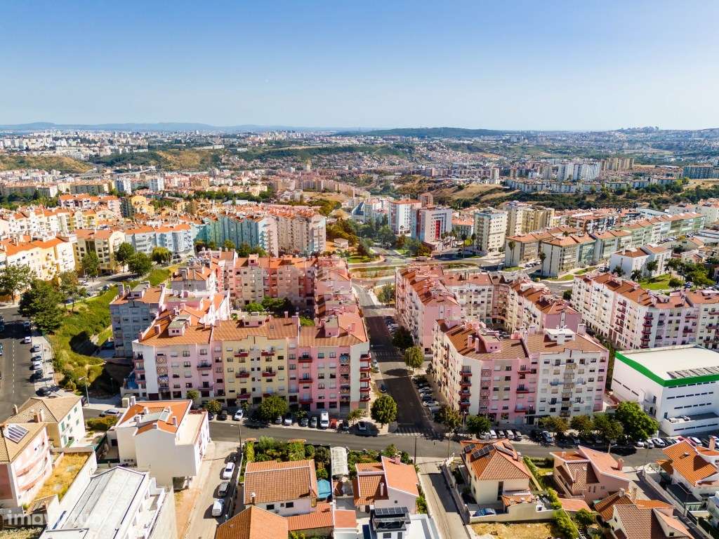 Apartamento T2 na Ramada com parqueamento-18