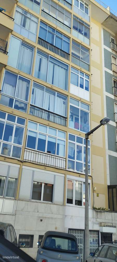 T2 com varanda e elevador em Estrela, Lisboa - Grande imagem: 2/6