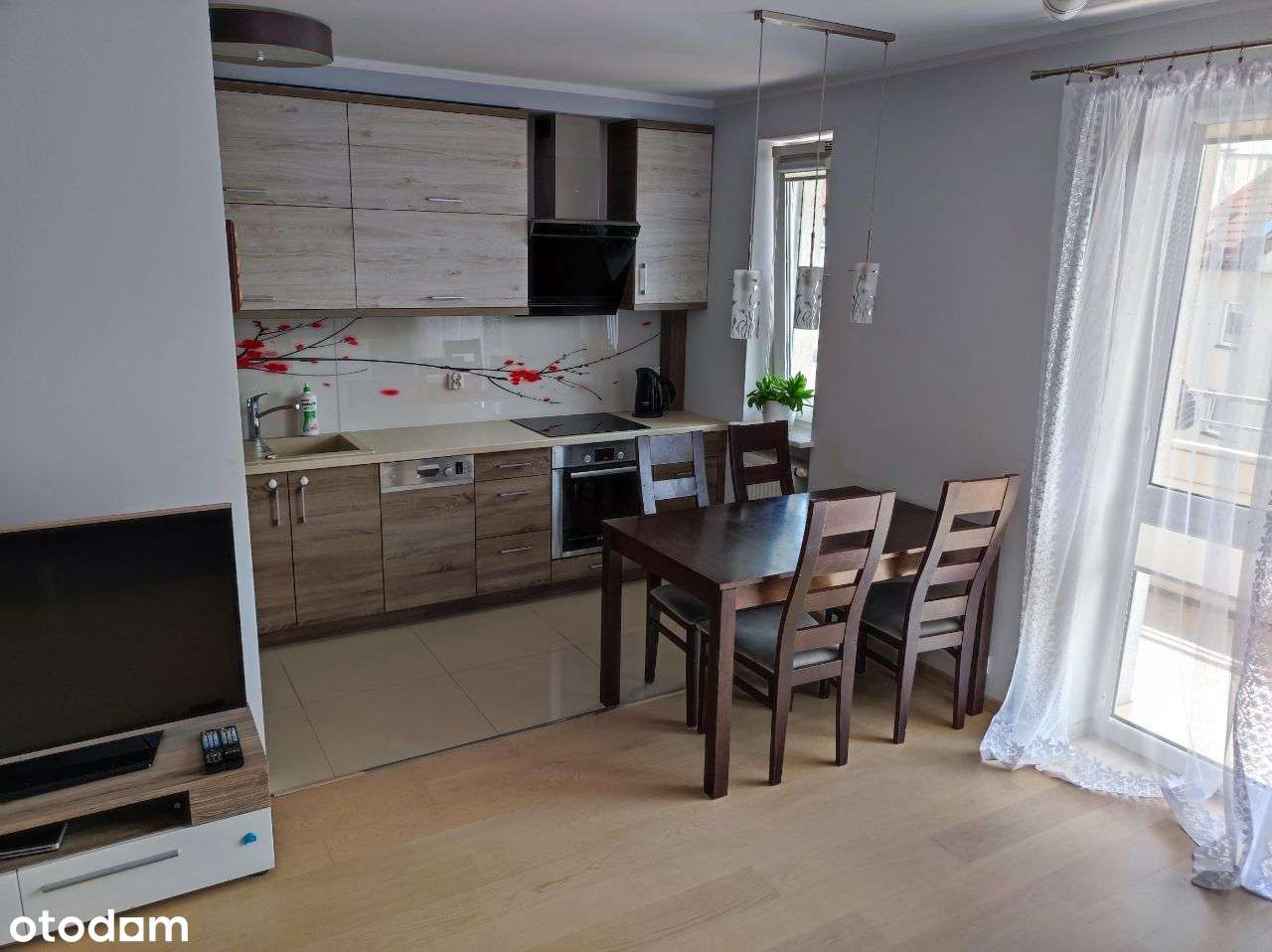 4 pokojowe, przestronne mieszkanie z balkonem w Białymstoku