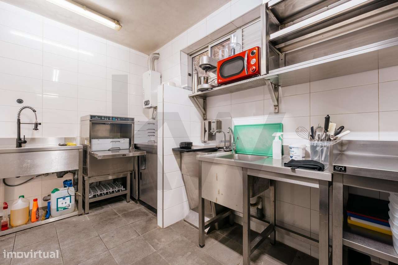 Trespasse de Restaurante Equipado e Remodelado na Rua dos Combatentes,-28