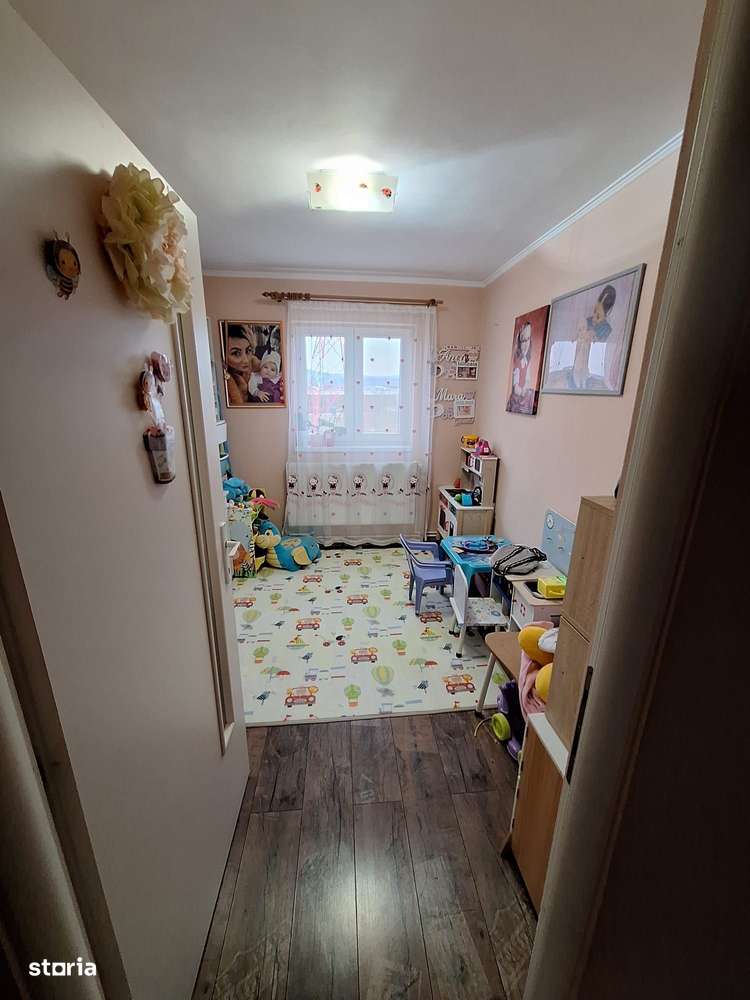 De vânzare apartament decomandat-6